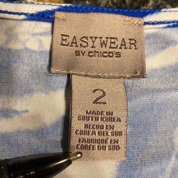 L womens Chico’s stretch 3/4 sleeve regular size top 2 - Picture 3 of 3